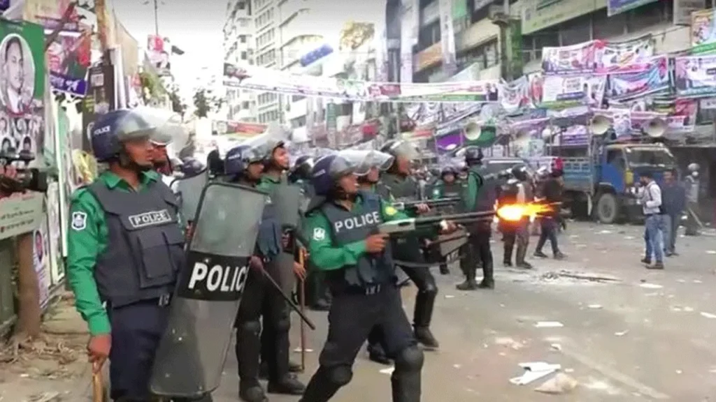 Kerusuhan di Bangladesh: Polisi Gas Air Mata dan Peluru Karet ke Para Pelajar